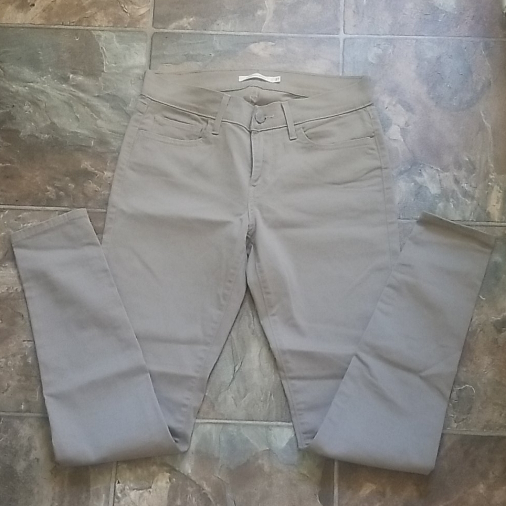 NWOT LEVI'S 710 Super Skinny Jeans